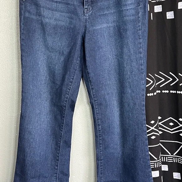 Jessica Simpson Jeans 14/32 - Picture 2 of 3